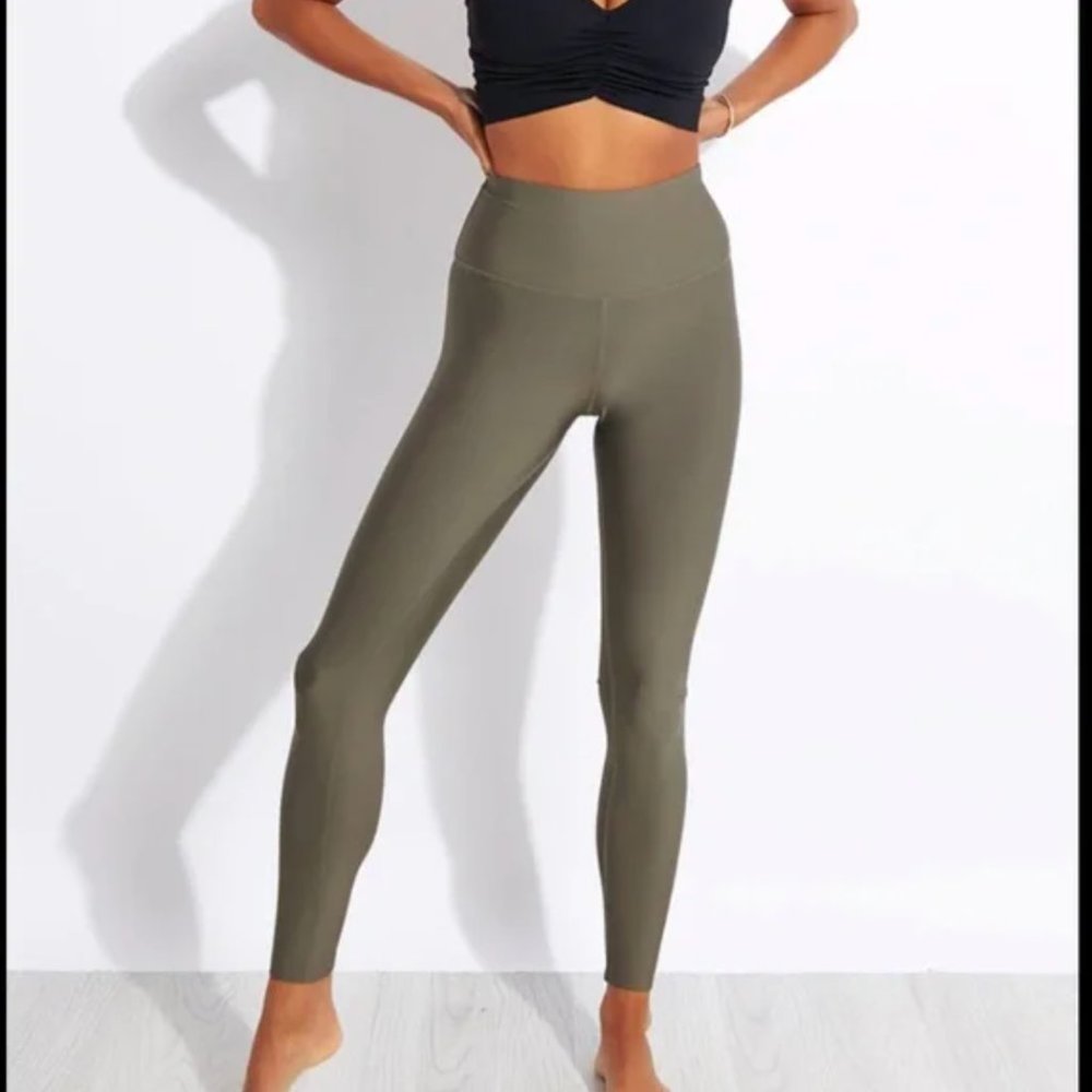 ALO YOGA High-Waist Airlift Legging